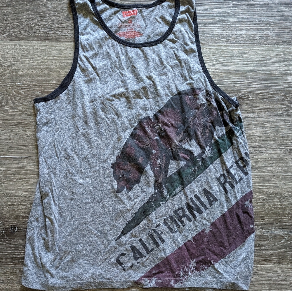Levis California tank size XXL